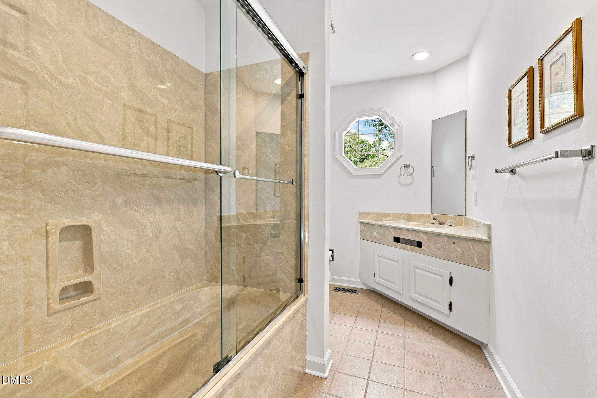 334 Whisperwood Close