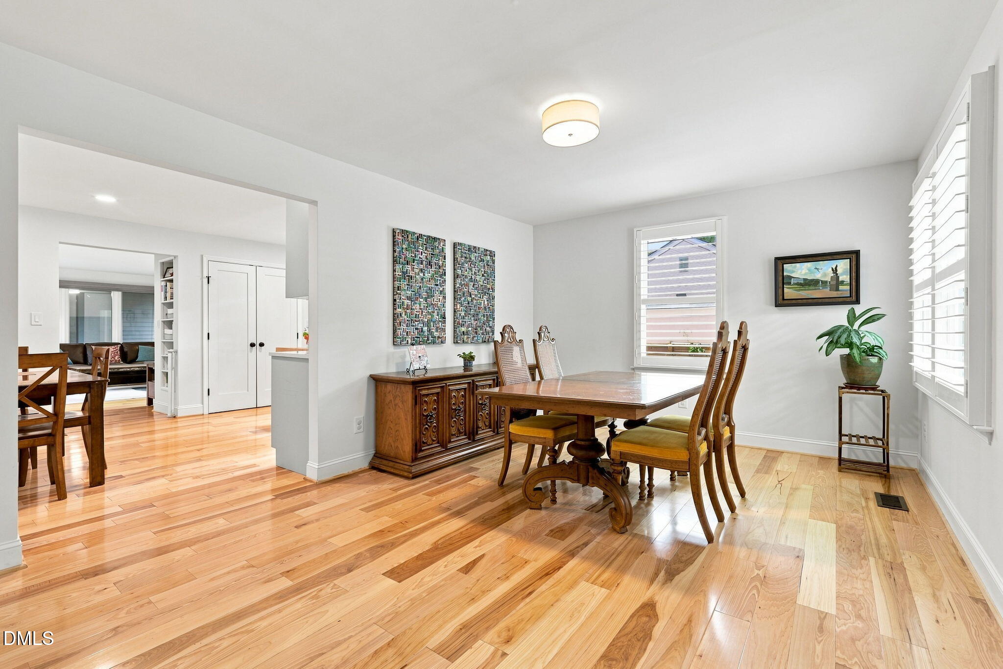 403 Oak Avenue