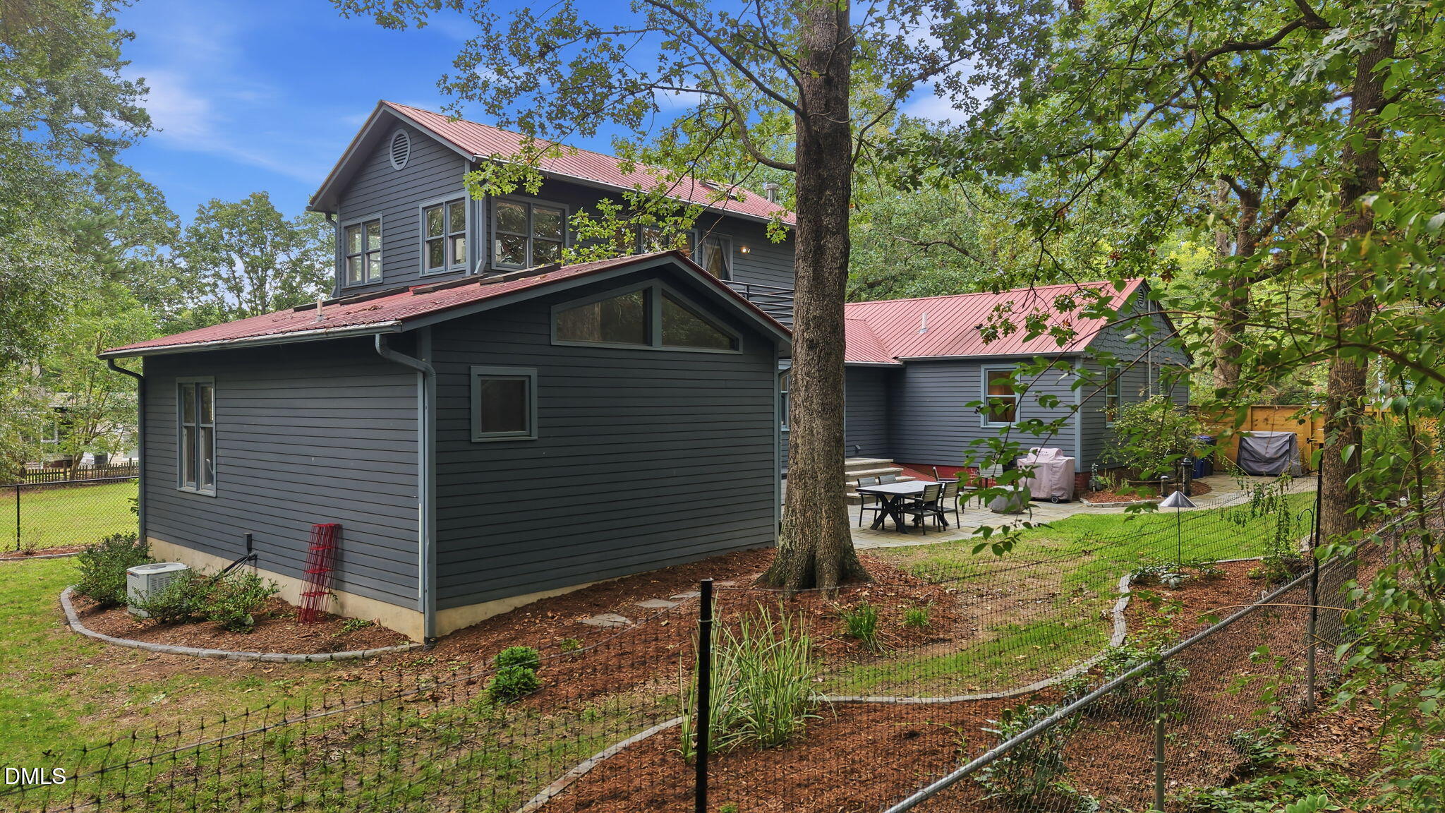 403 Oak Avenue
