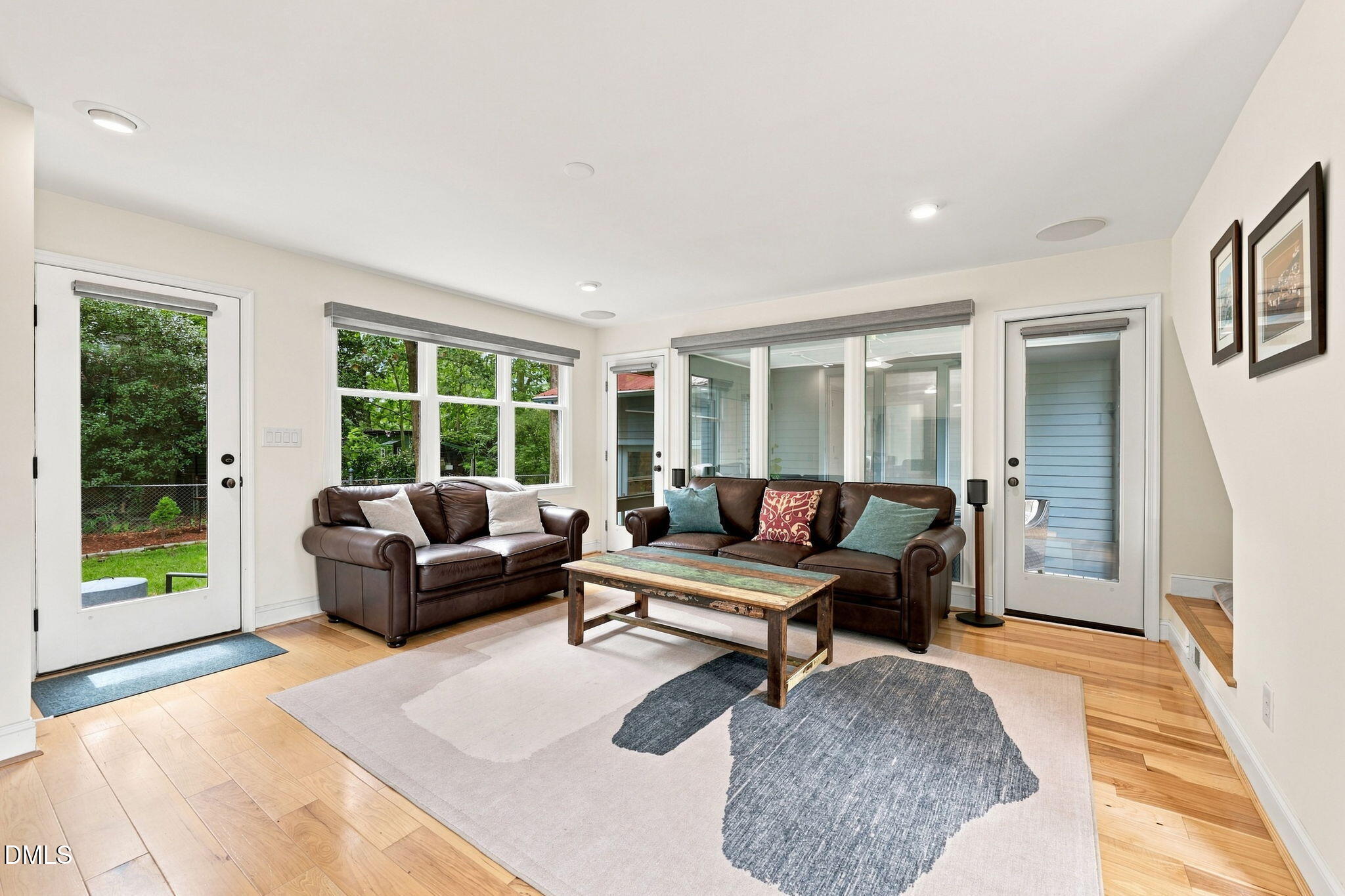 403 Oak Avenue
