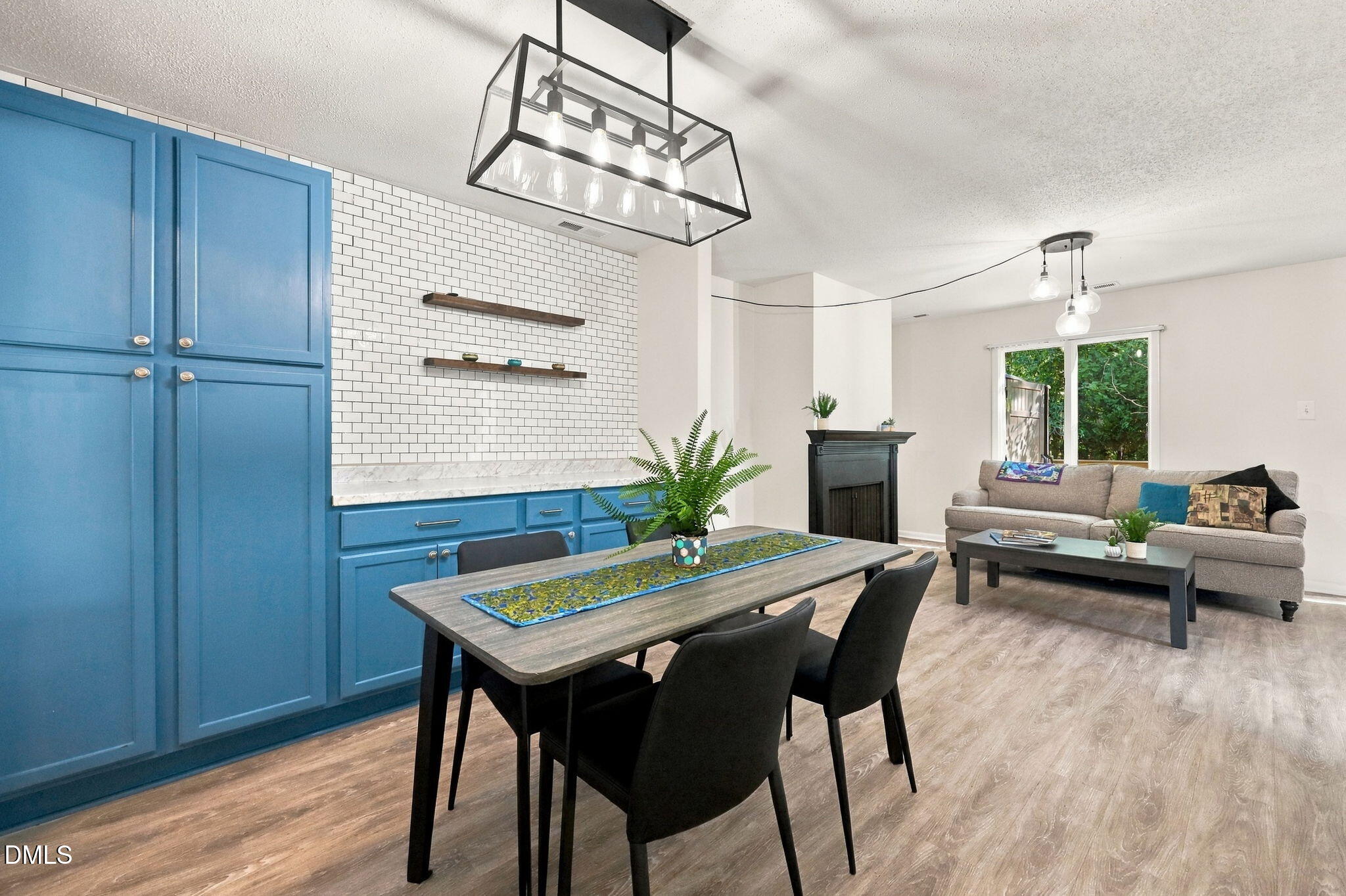 250 S Estes Drive