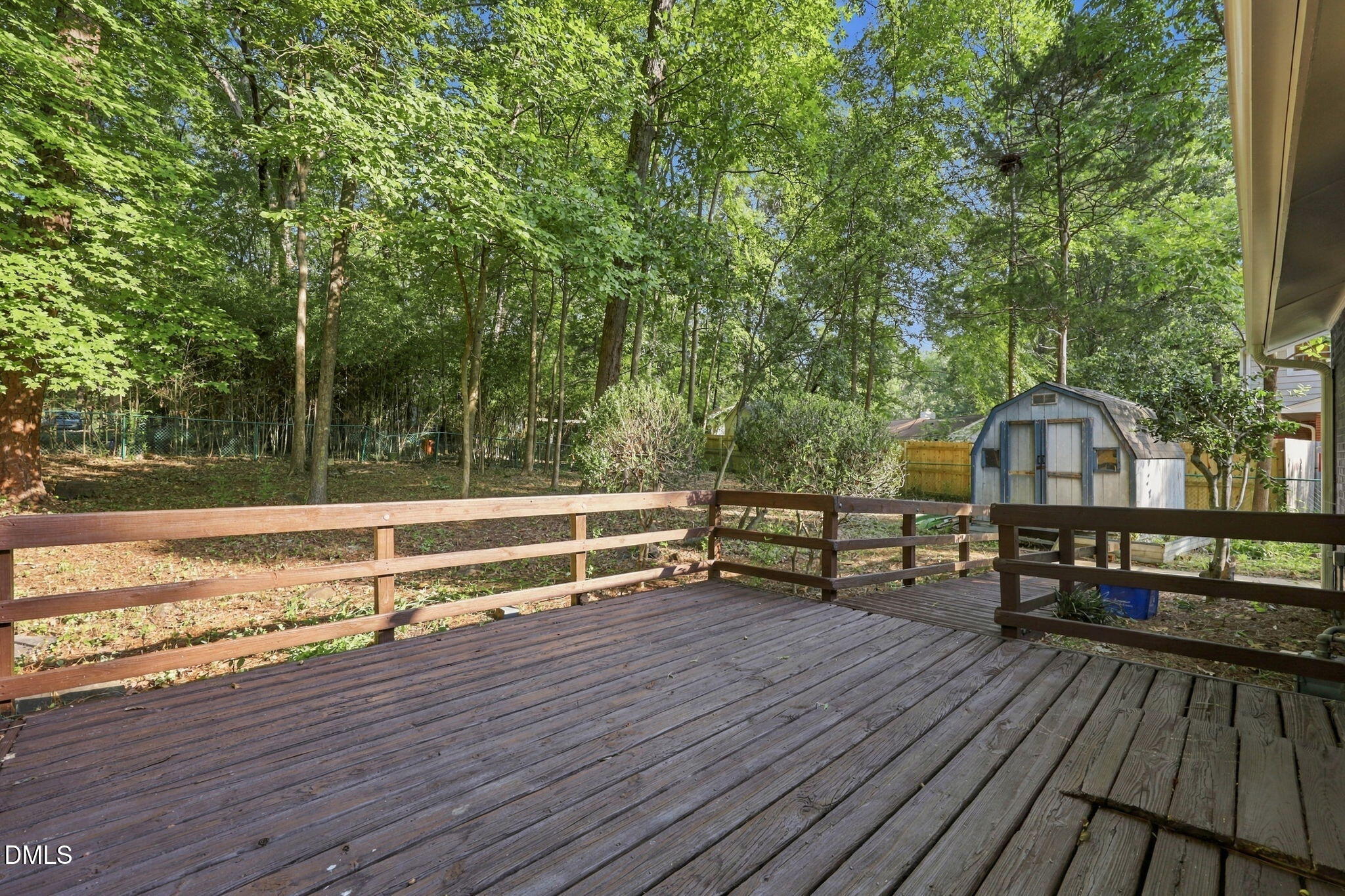 404 Longleaf Drive