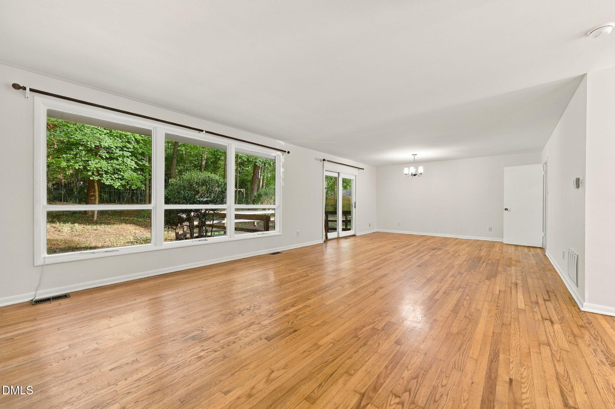 404 Longleaf Drive
