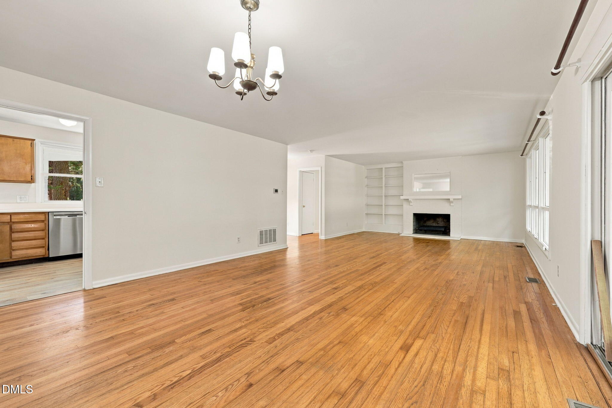 404 Longleaf Drive