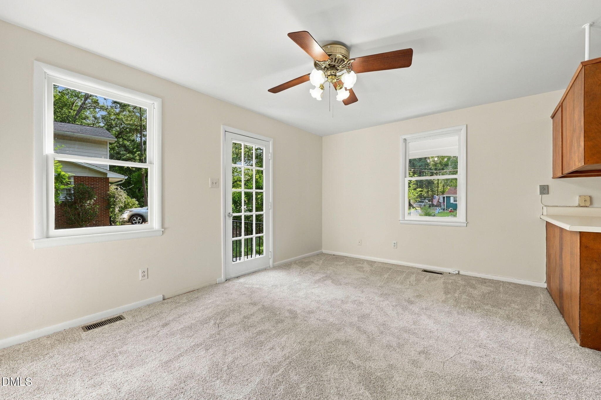 404 Longleaf Drive