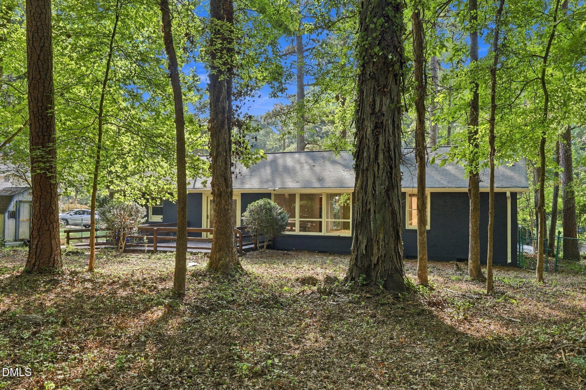 404 Longleaf Drive