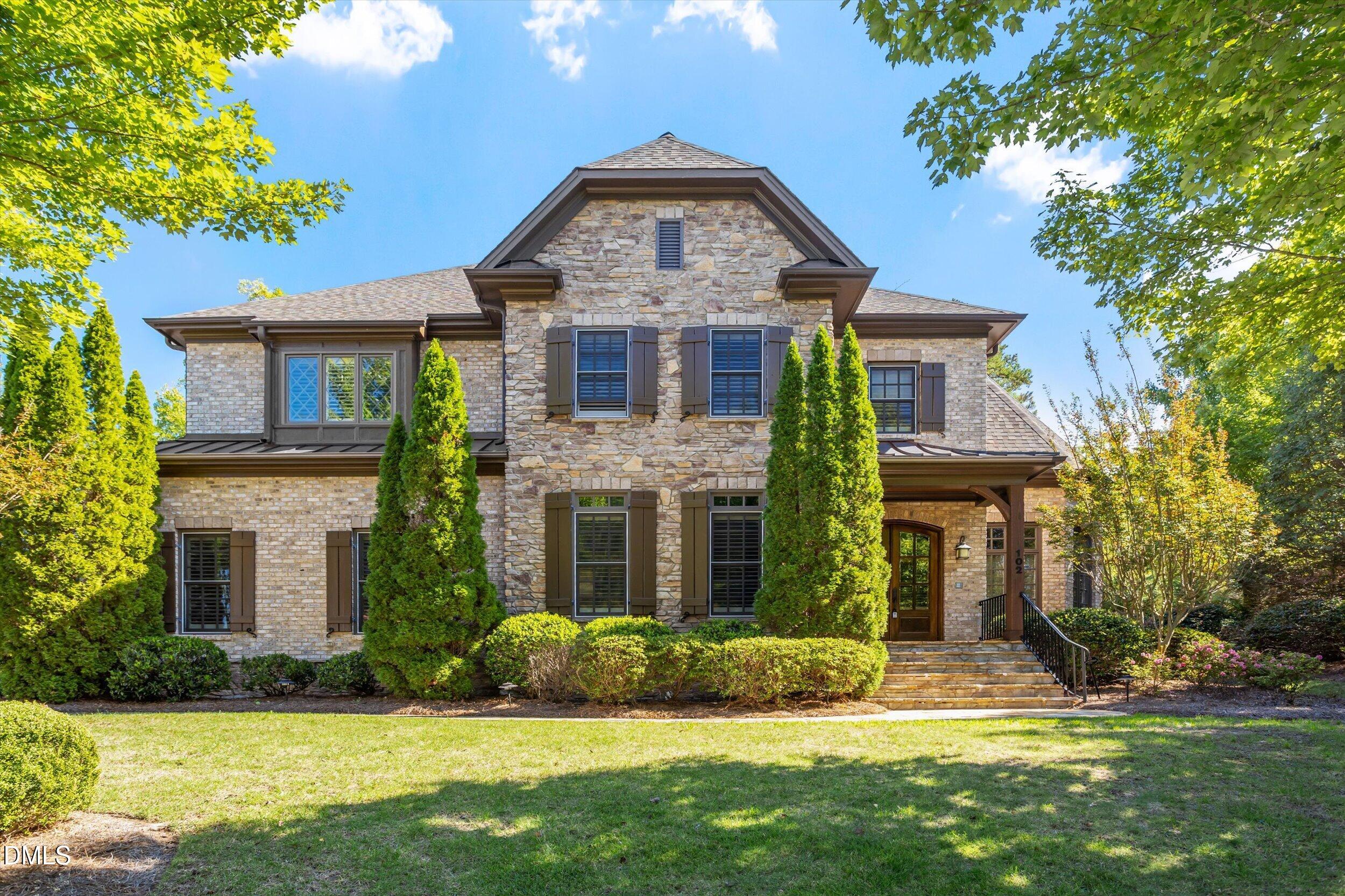 102 Michelangelo Way