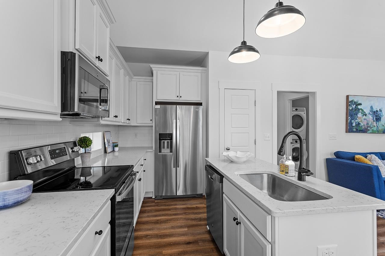 276 Cottage Way