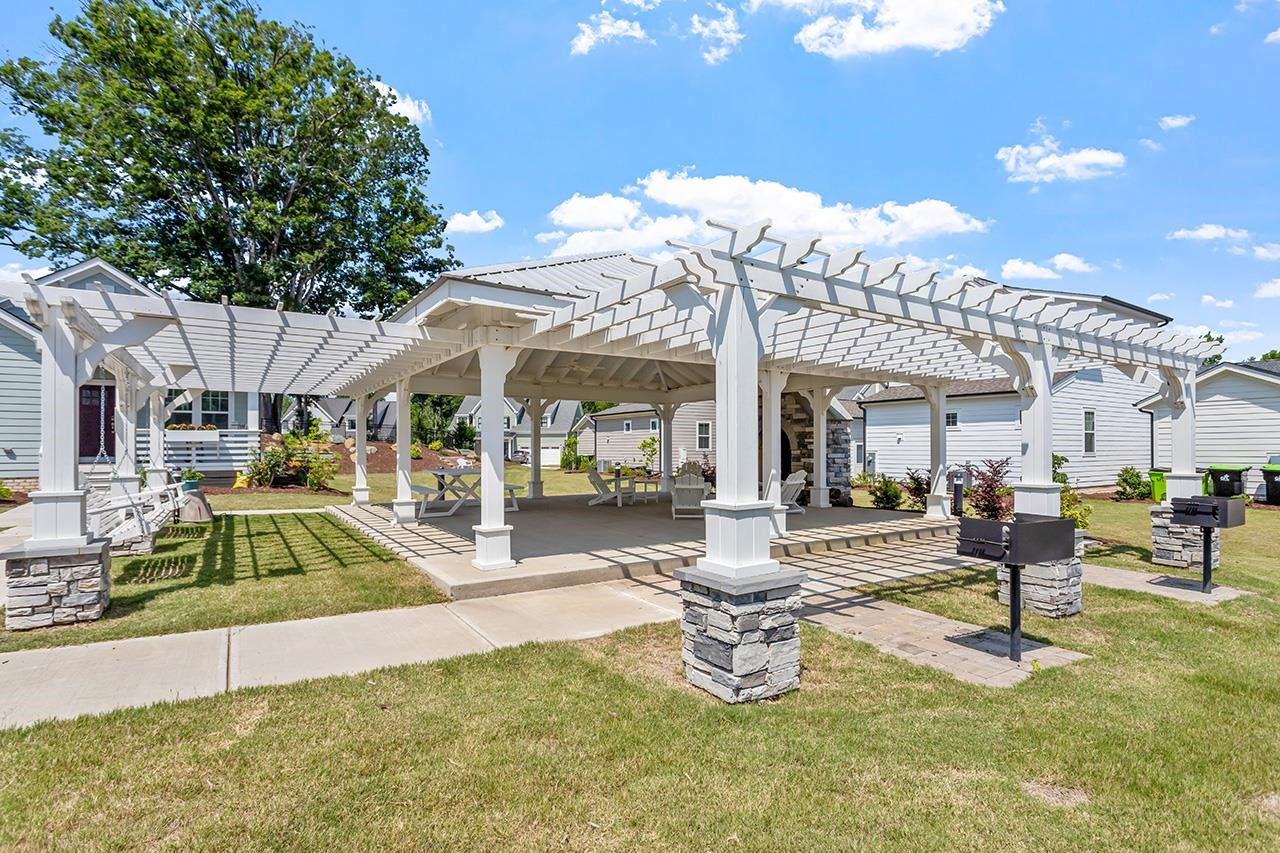 276 Cottage Way