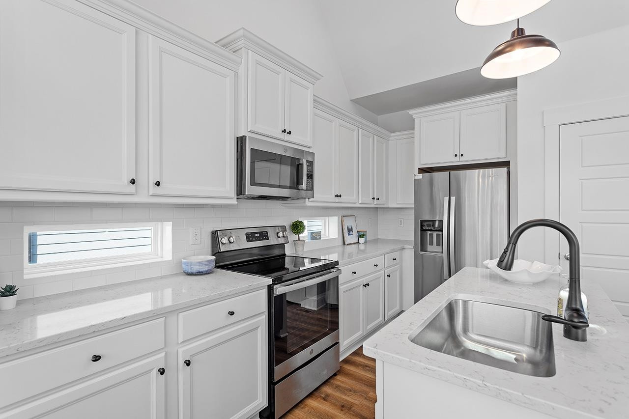 276 Cottage Way