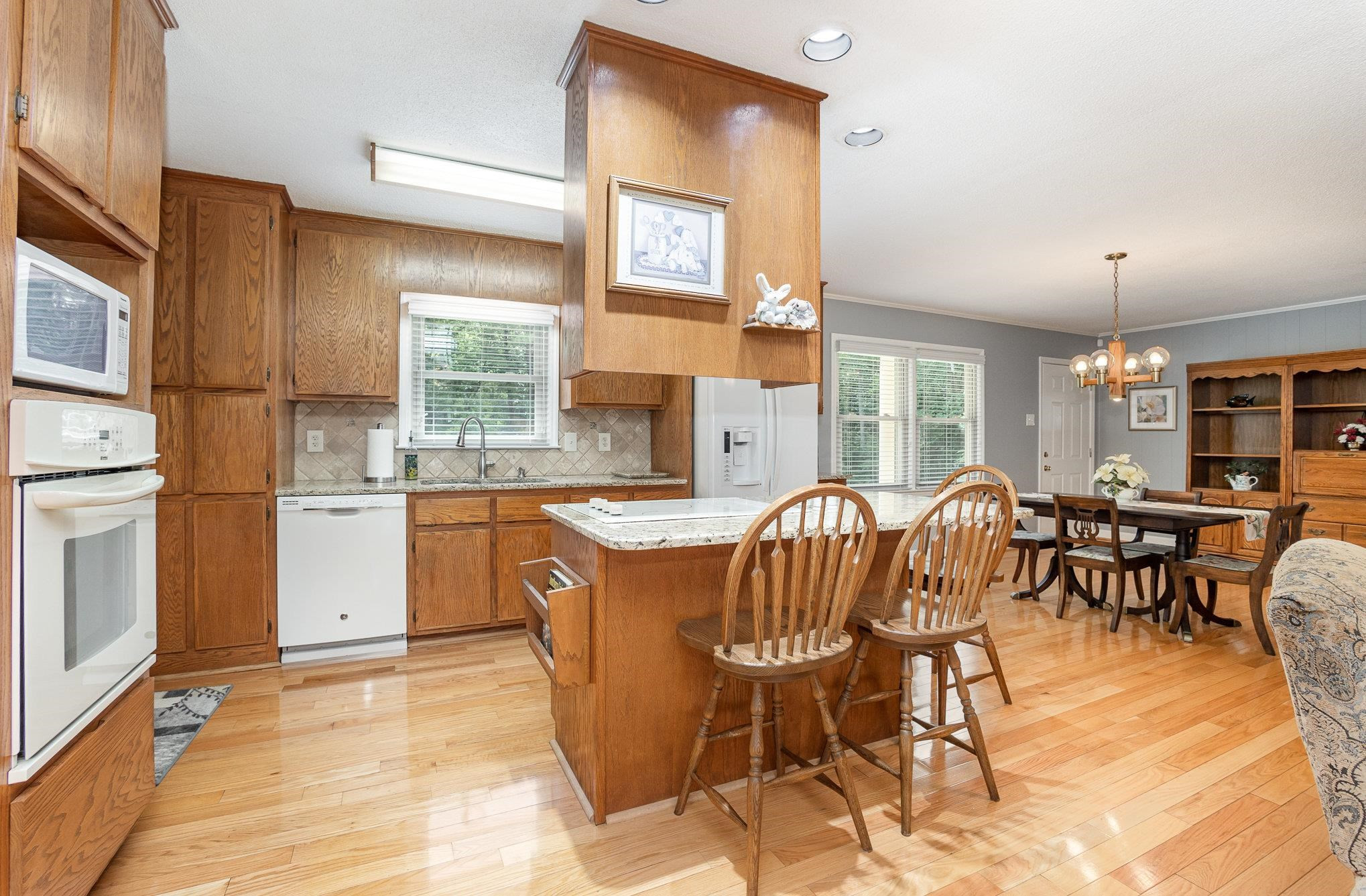 6812 Cain Creek Lane