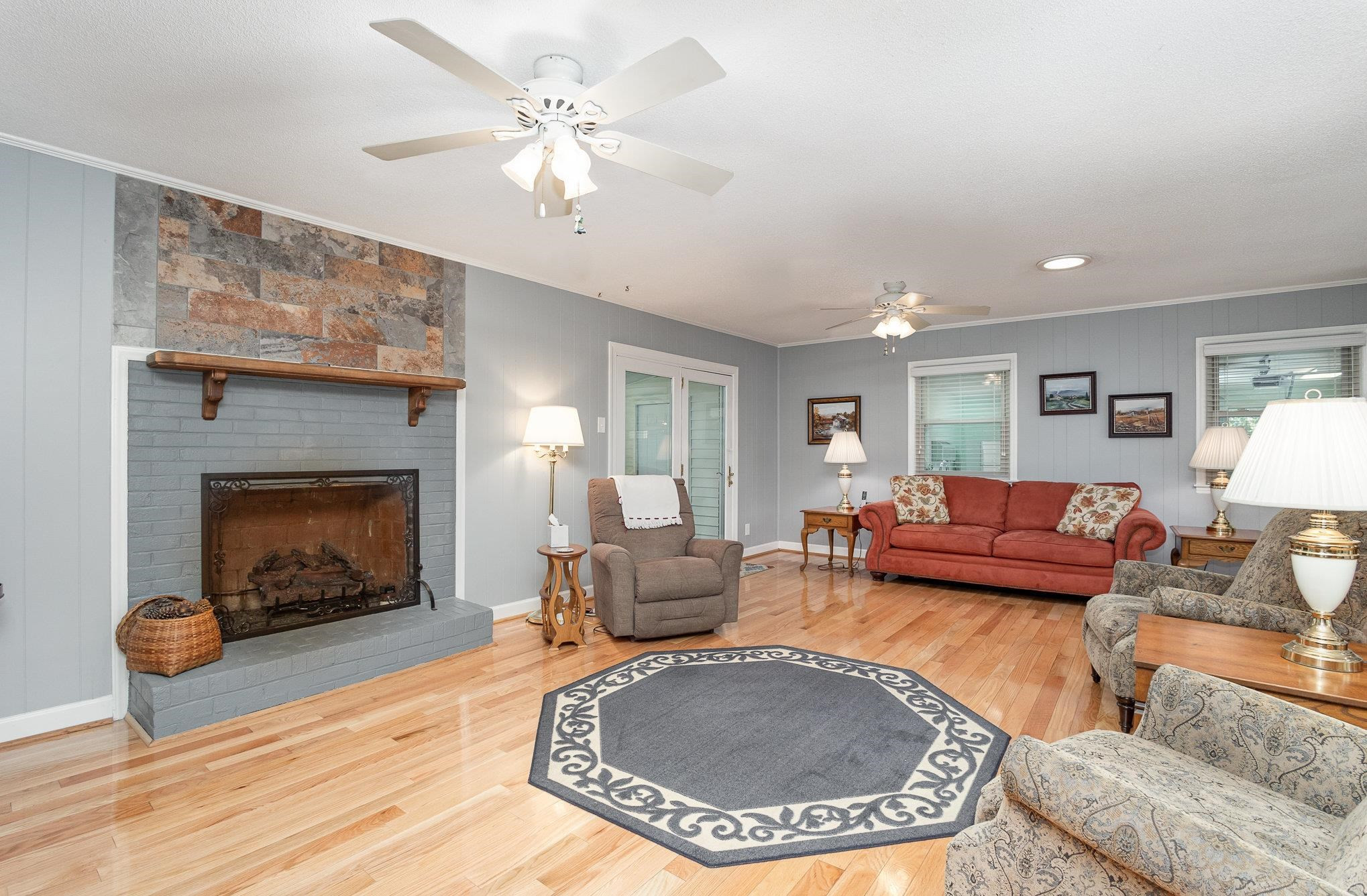6812 Cain Creek Lane