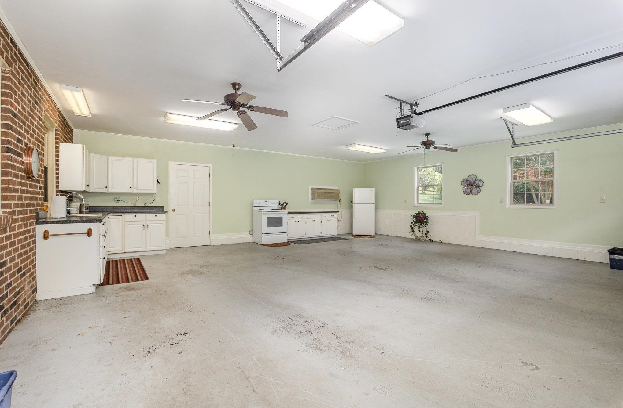 6812 Cain Creek Lane