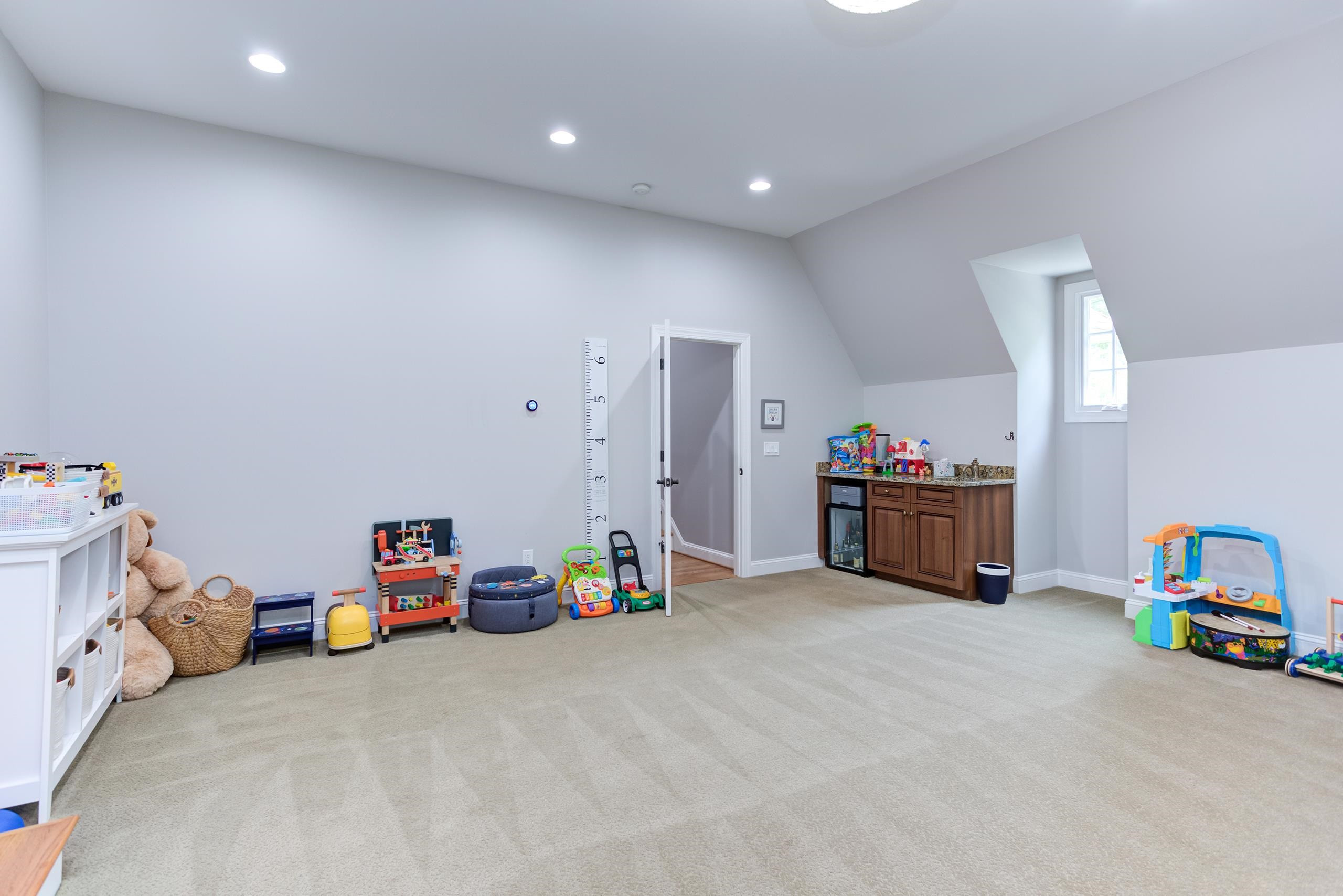 5500 Spring House Lane