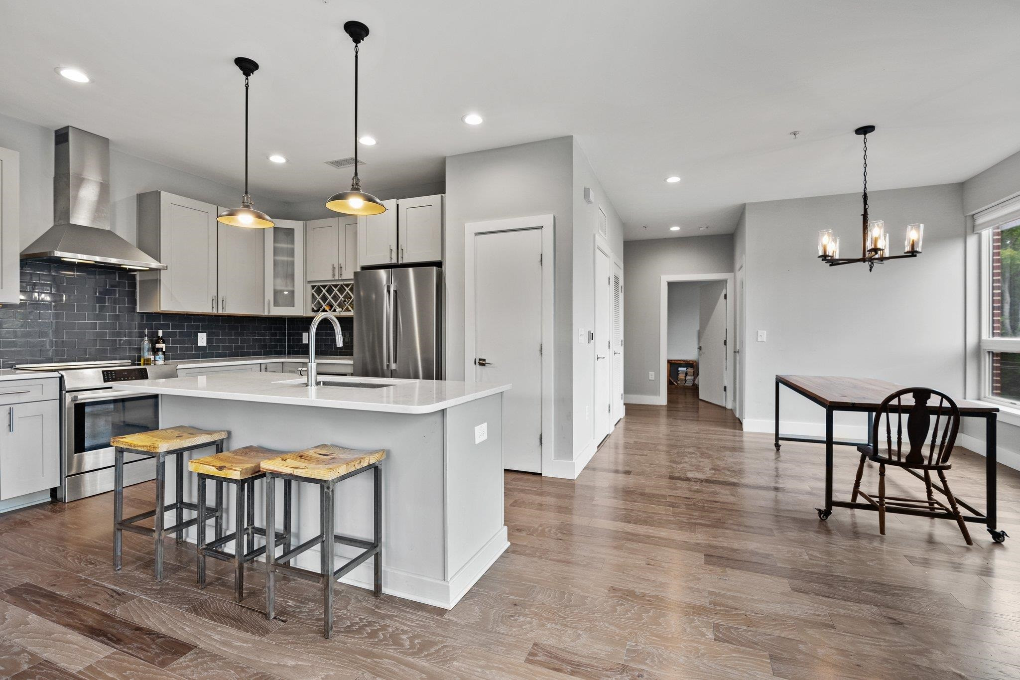 515 N Churton Street Unit: 302