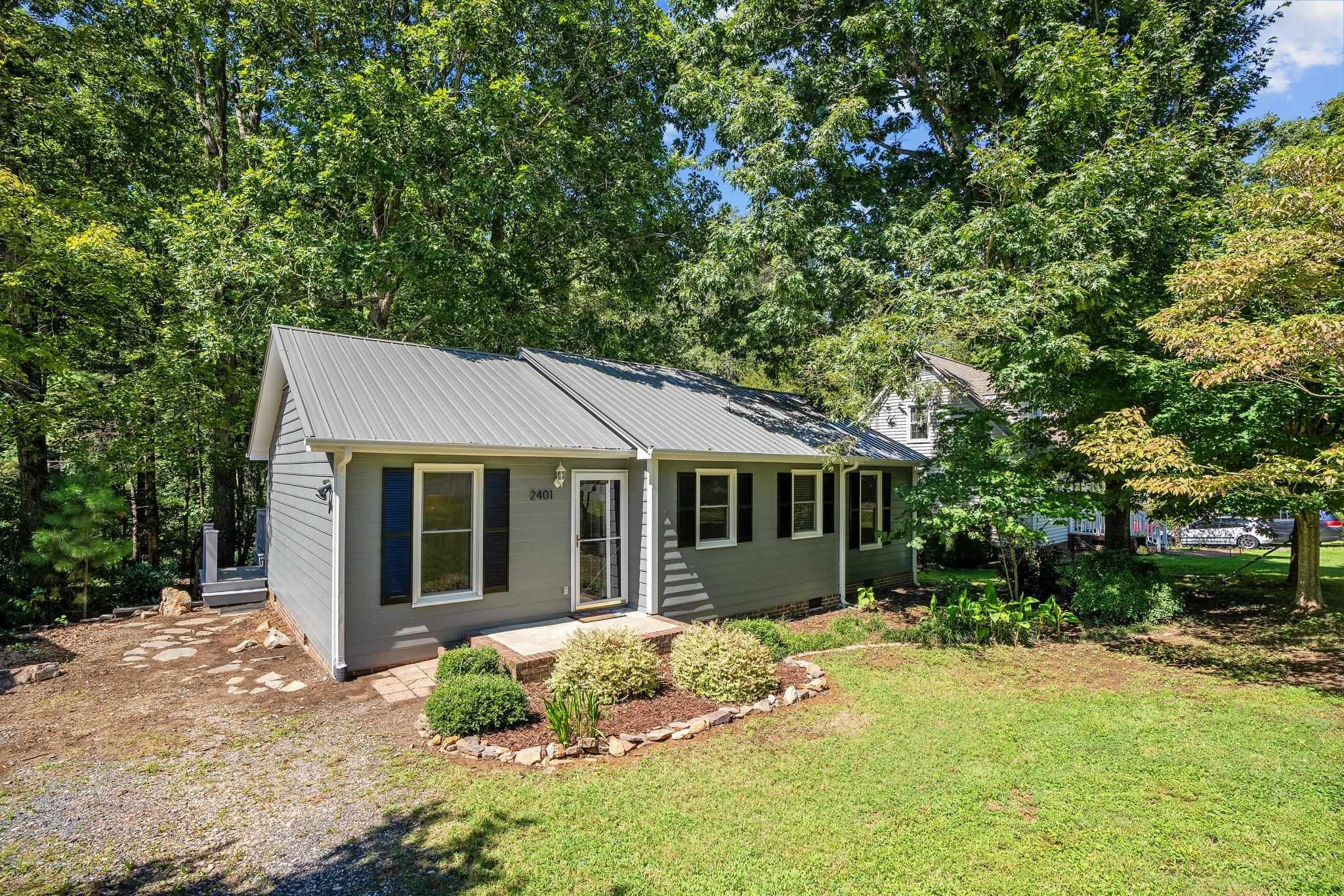 2401 George Anderson Drive