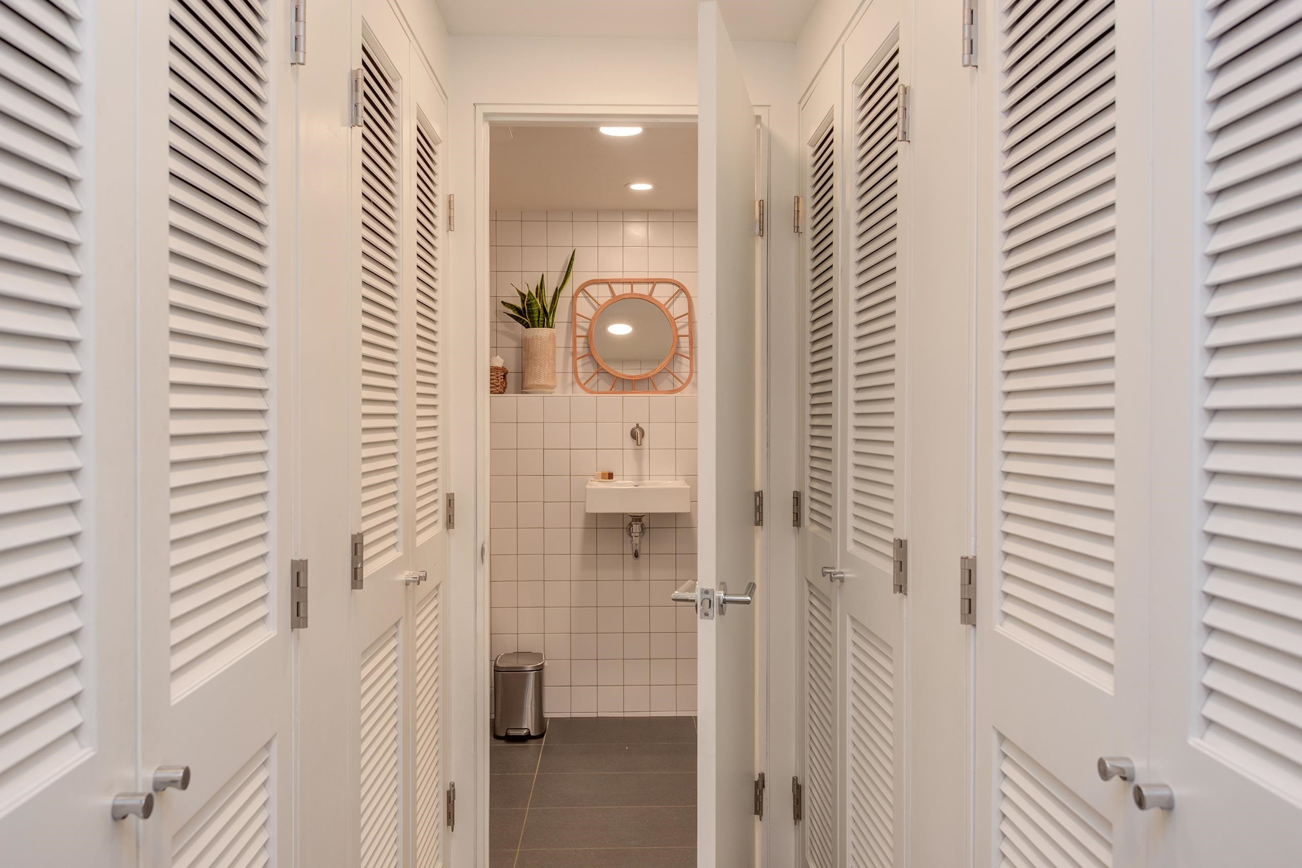 701 W Trinity Avenue Unit: 108