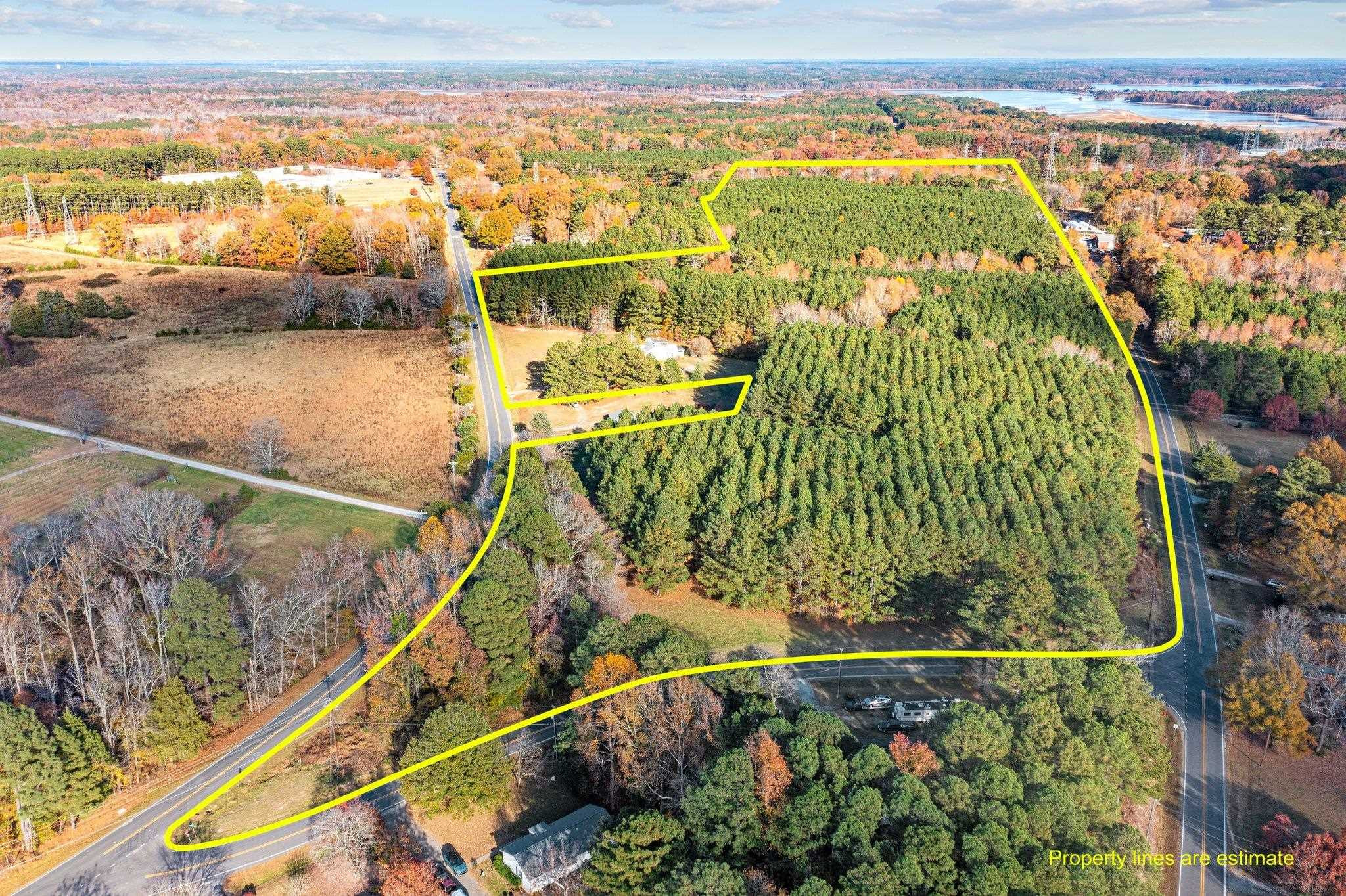 3216 Hamlin Road