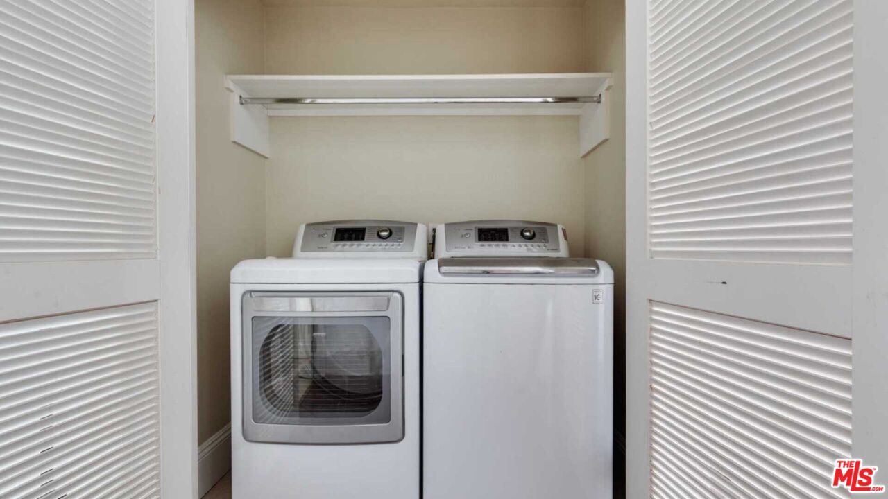 11738 Kiowa Ave Unit: 304