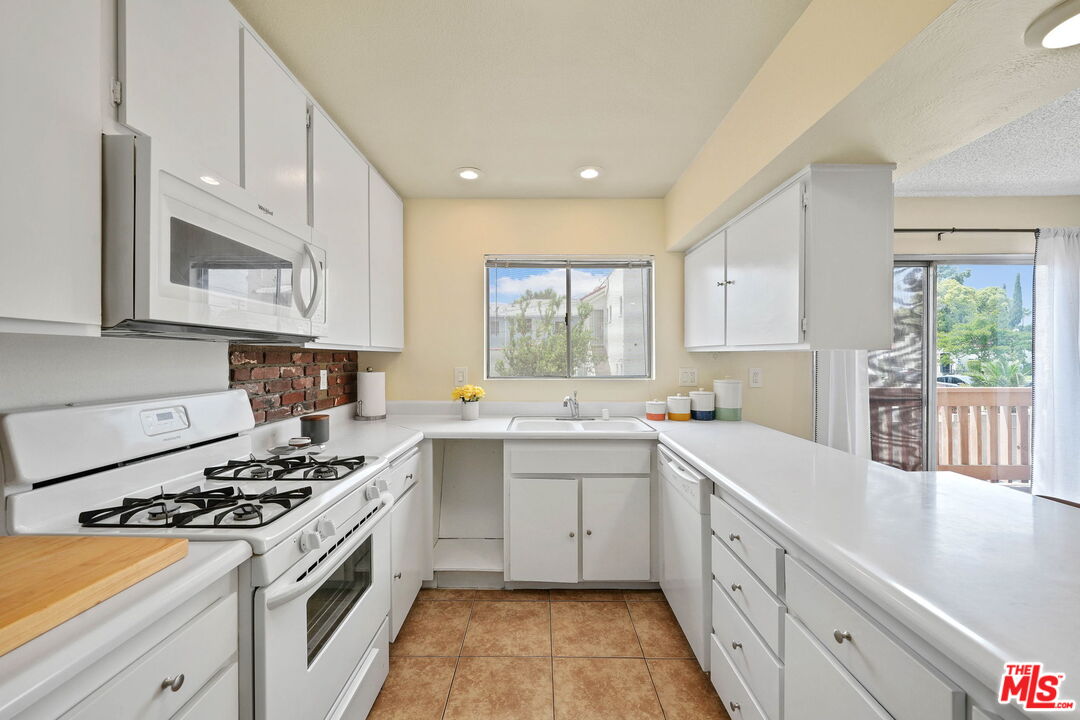 1502 Dixon St Unit: C