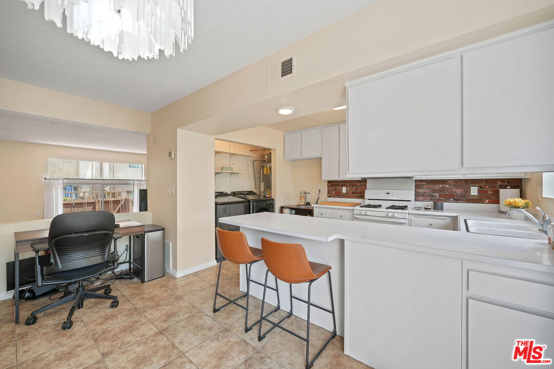 1502 Dixon St Unit: C