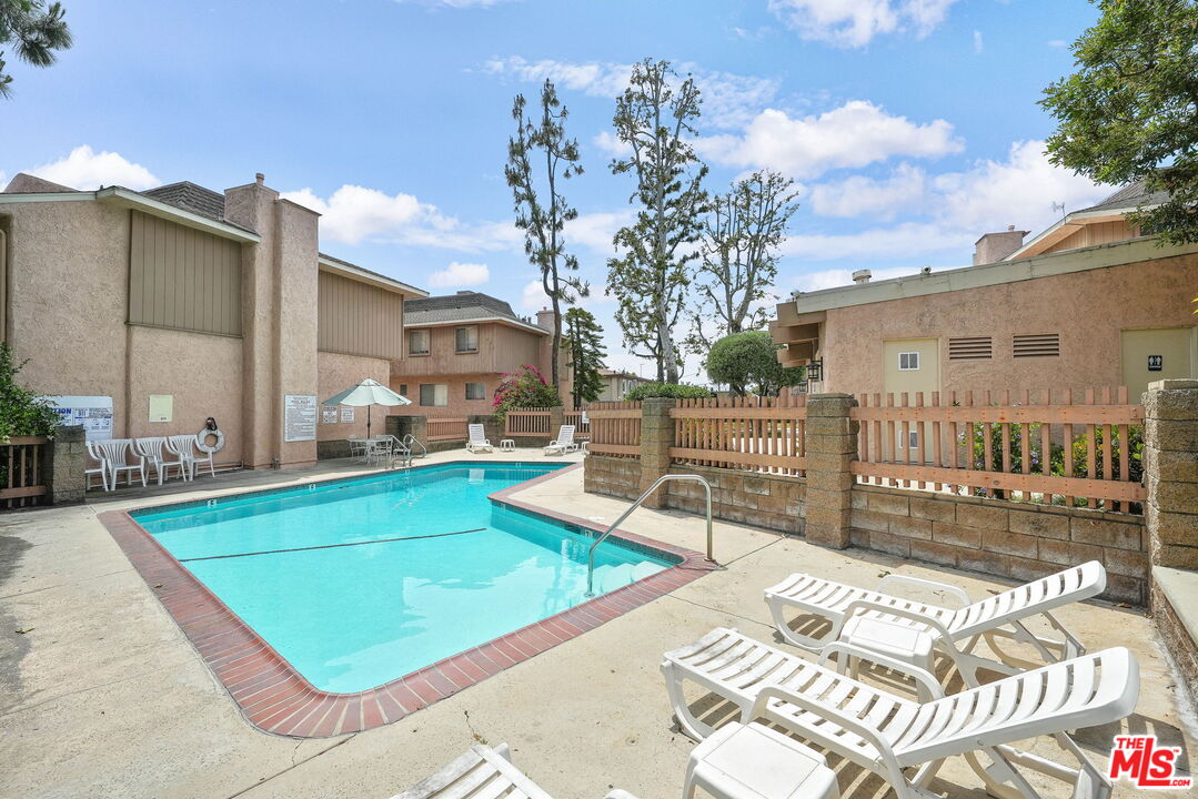 1502 Dixon St Unit: C