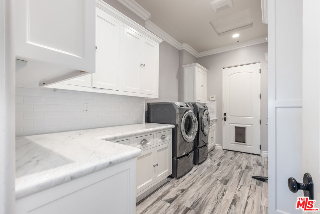 33383 Mulholland Hwy