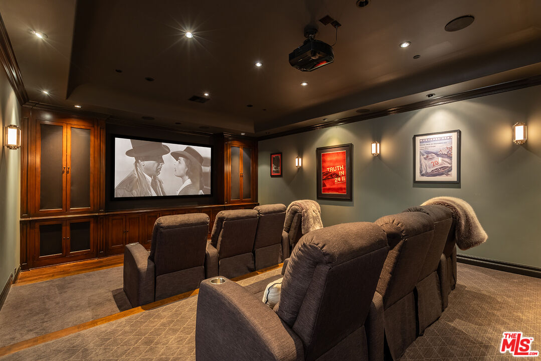 33383 Mulholland Hwy