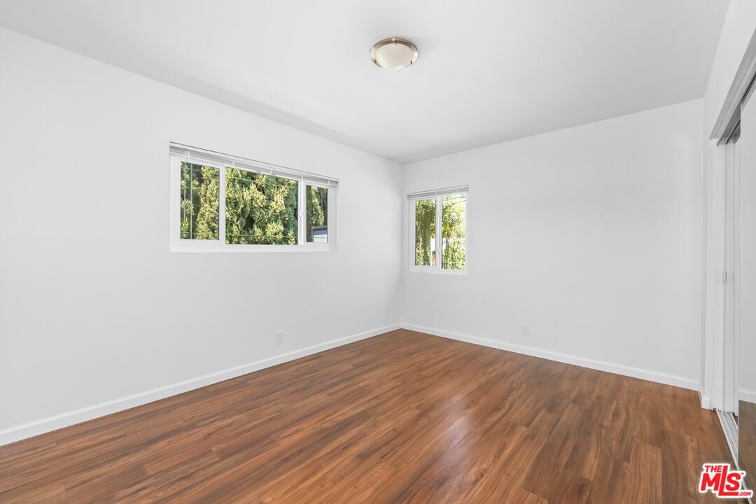 4509 Canoga Dr