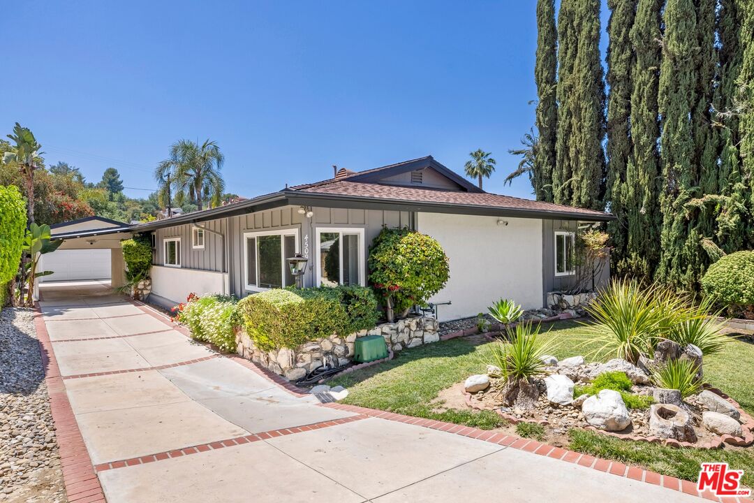 4509 Canoga Dr