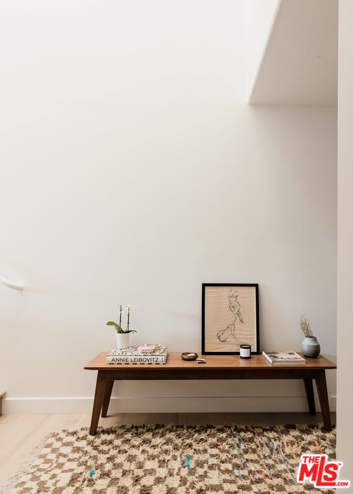 6435 Zumirez Dr Unit: 8