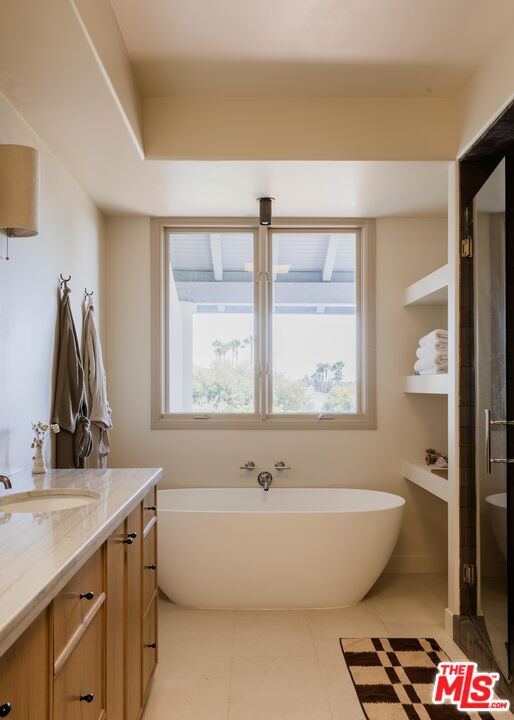 6435 Zumirez Dr Unit: 8