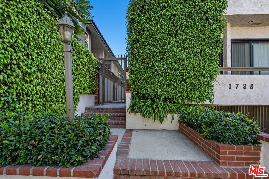 1738 Federal Ave Unit: 7