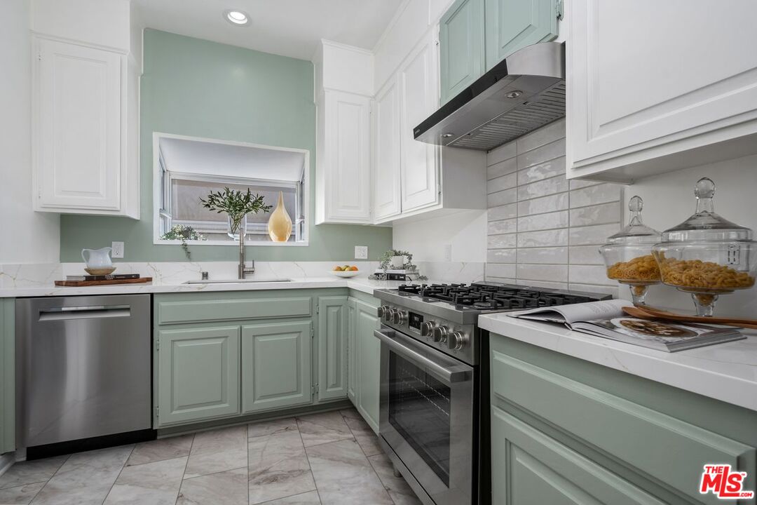 1738 Federal Ave Unit: 7