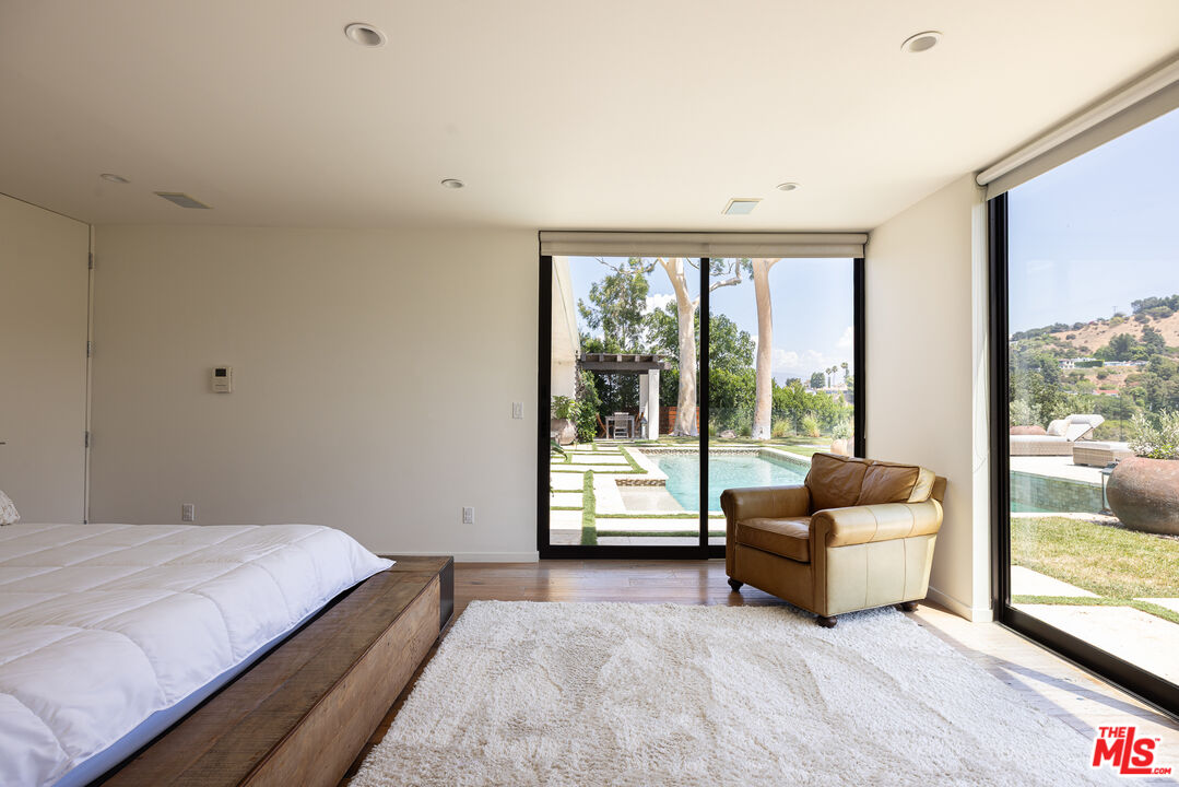 11335 Dona Teresa Dr