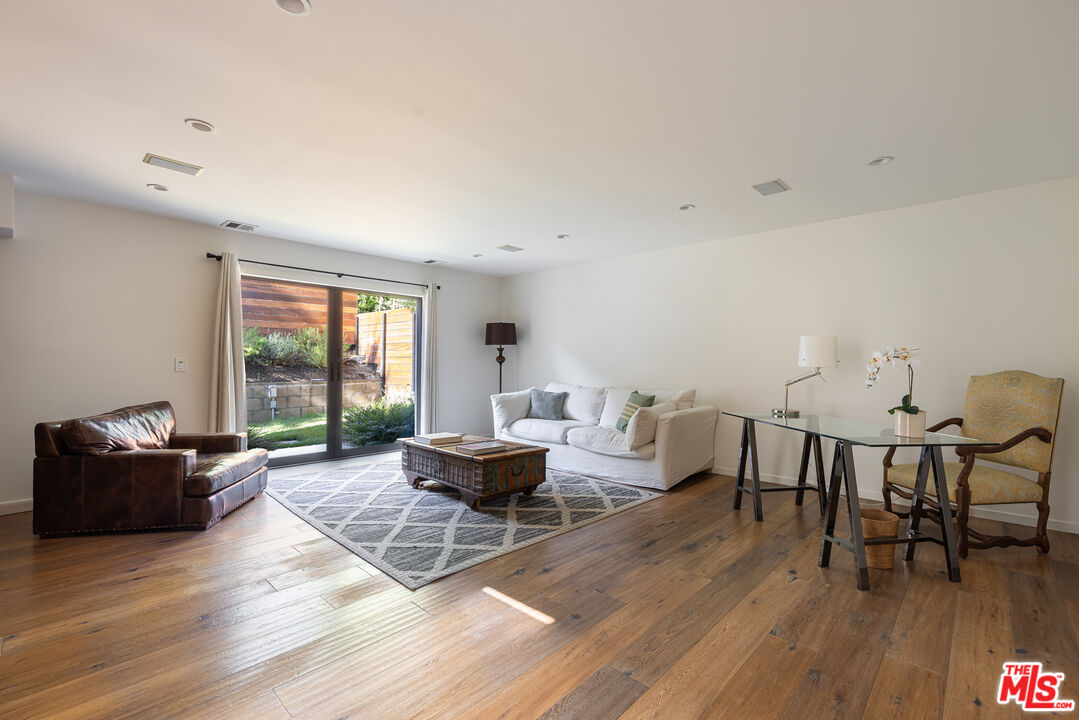 11335 Dona Teresa Dr