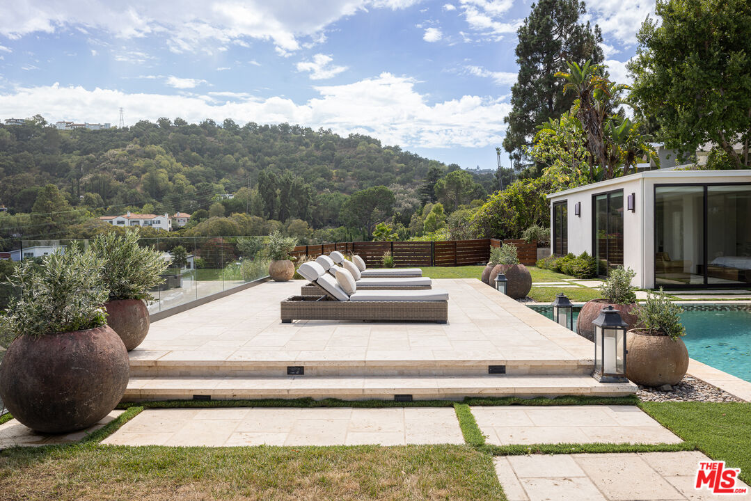 11335 Dona Teresa Dr