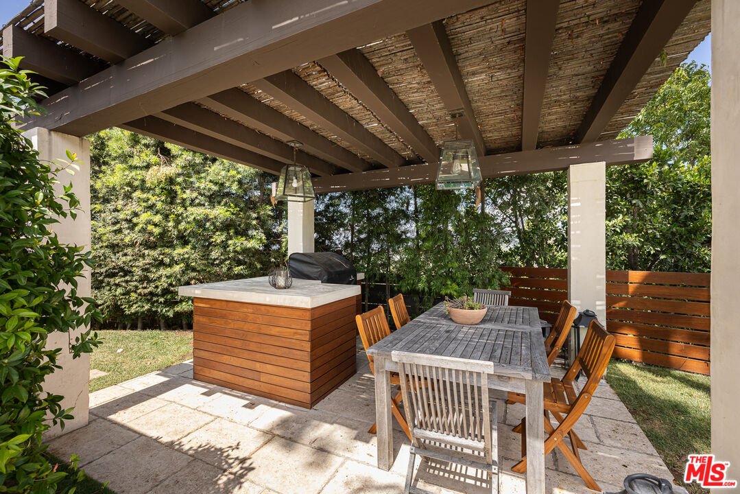 11335 Dona Teresa Dr