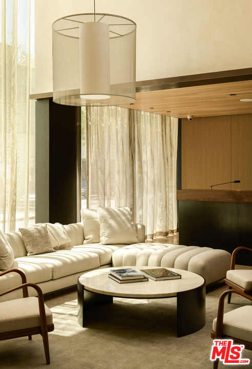 8899 Beverly Blvd Unit: 6G