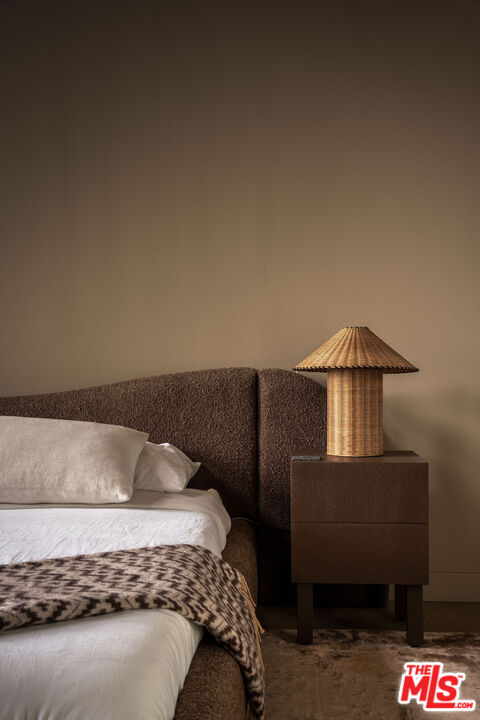 6435 Zumirez Dr Unit: 8