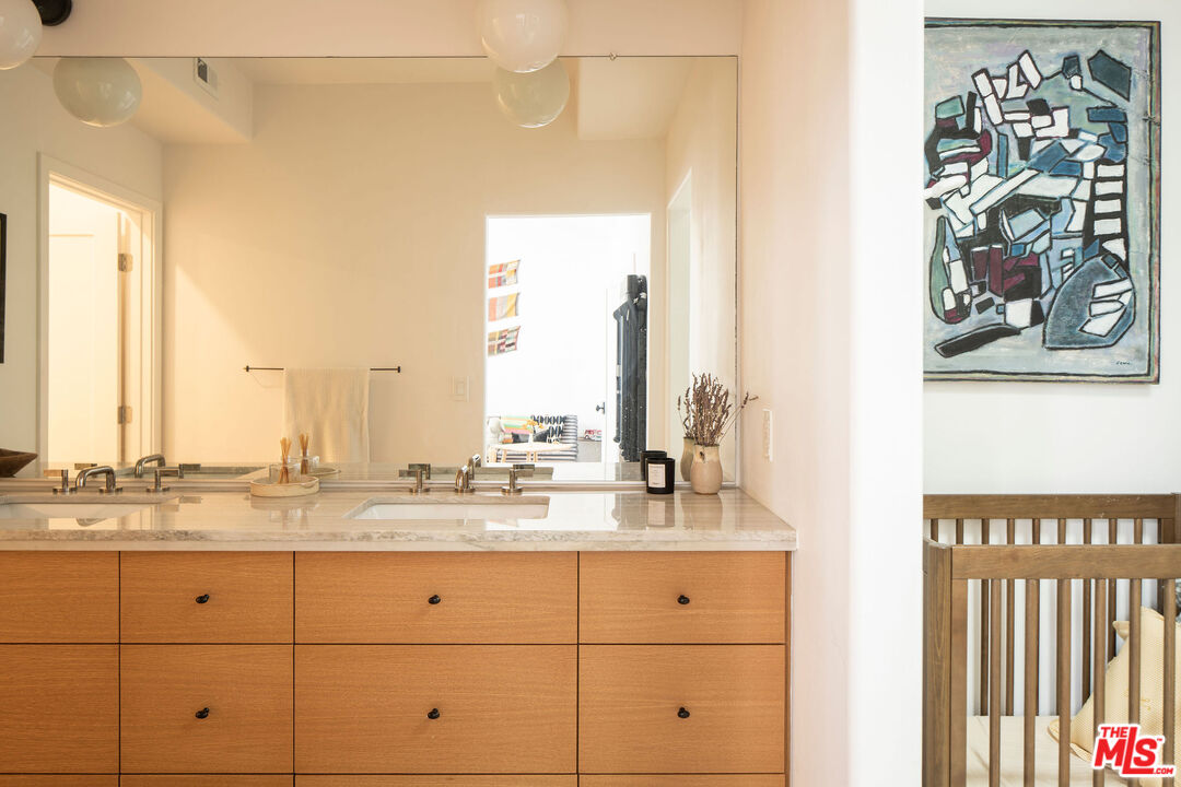 6435 Zumirez Dr Unit: 8