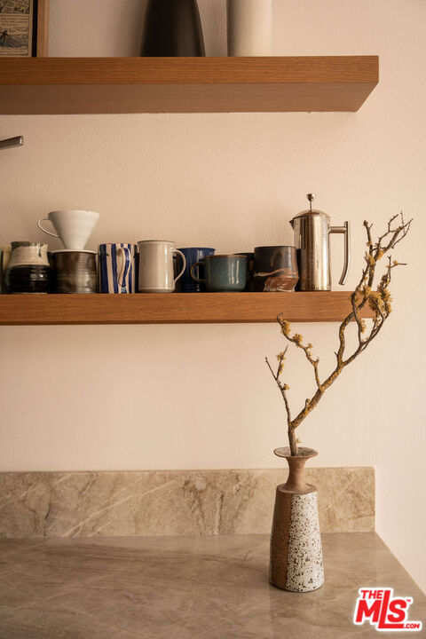 6435 Zumirez Dr Unit: 8