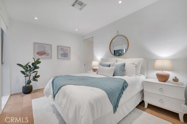 1030 N Kings RD Unit: 201