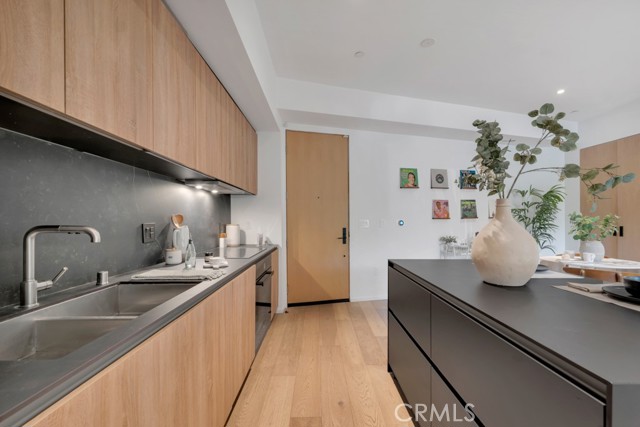 1030 N Kings RD Unit: 201