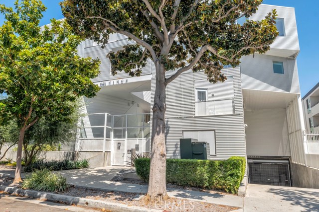 1030 N Kings RD Unit: 201