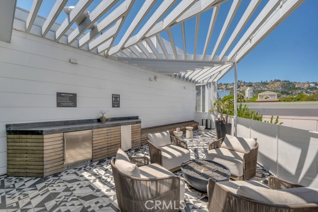 1030 N Kings RD Unit: 201