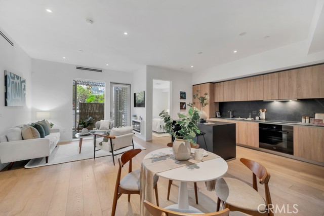 1030 N Kings RD Unit: 201