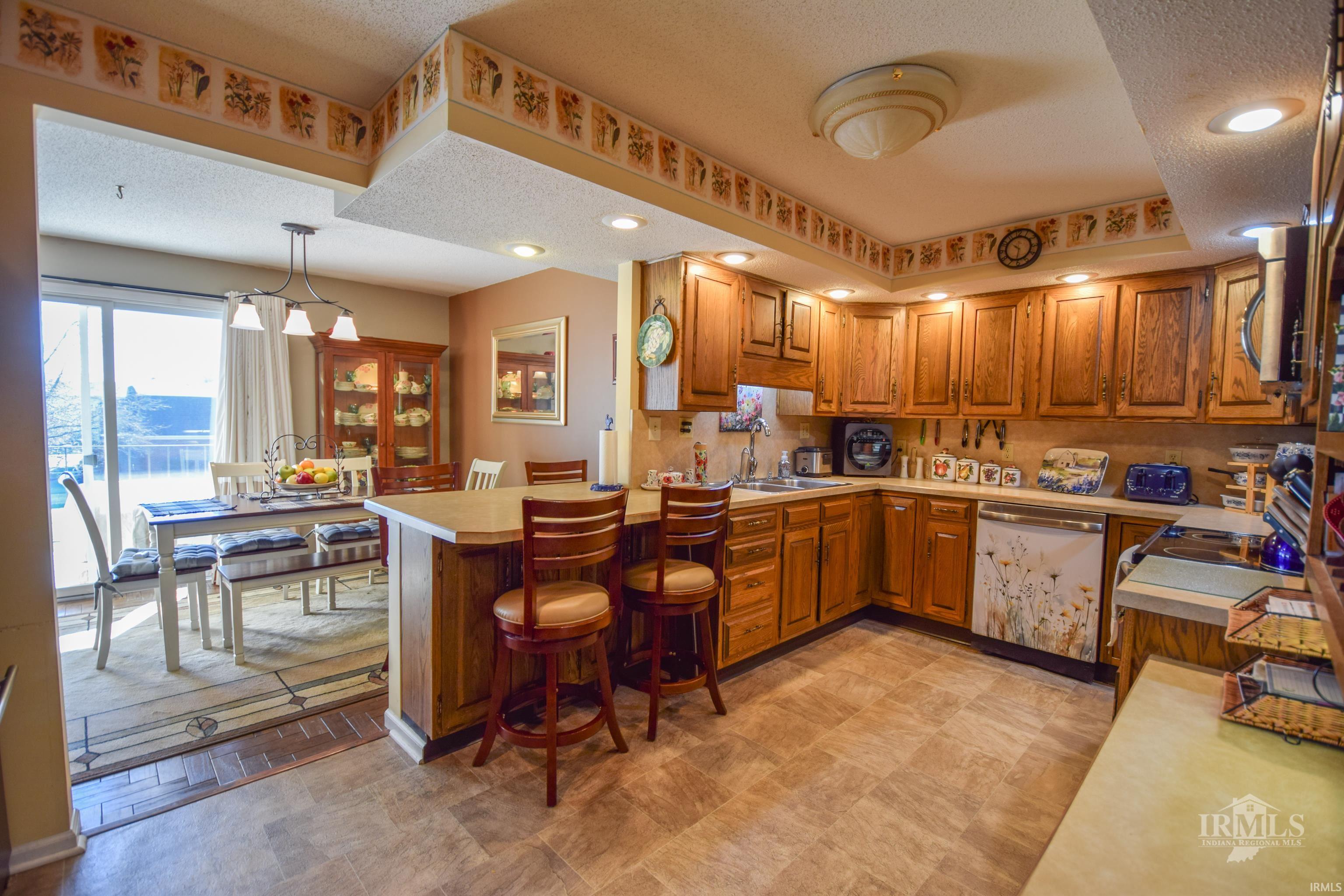 4501 N Wheeling 6B-201