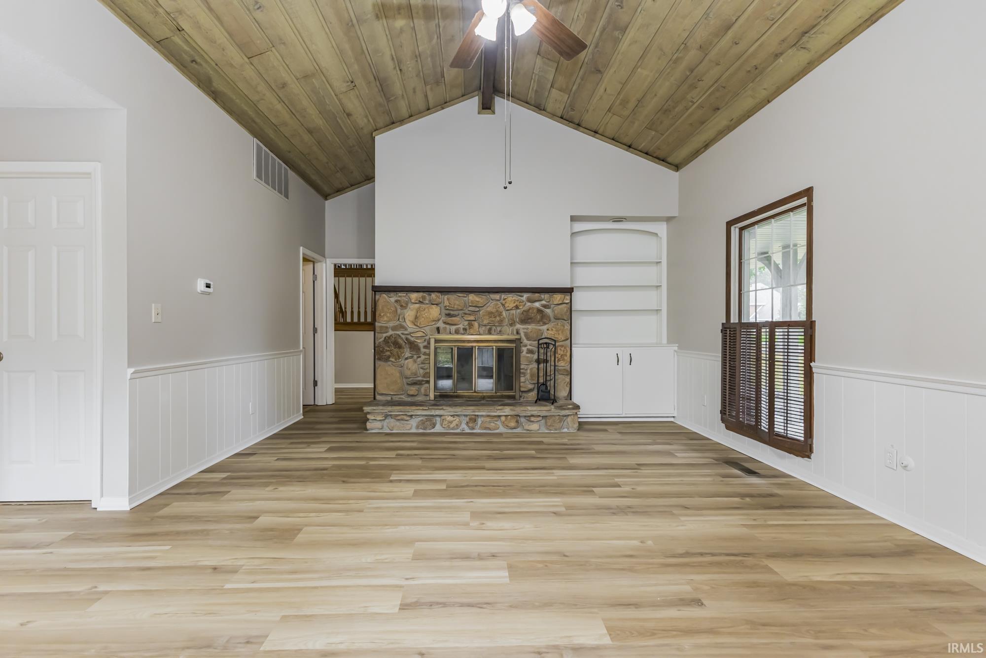 3313 N Vienna Woods Drive