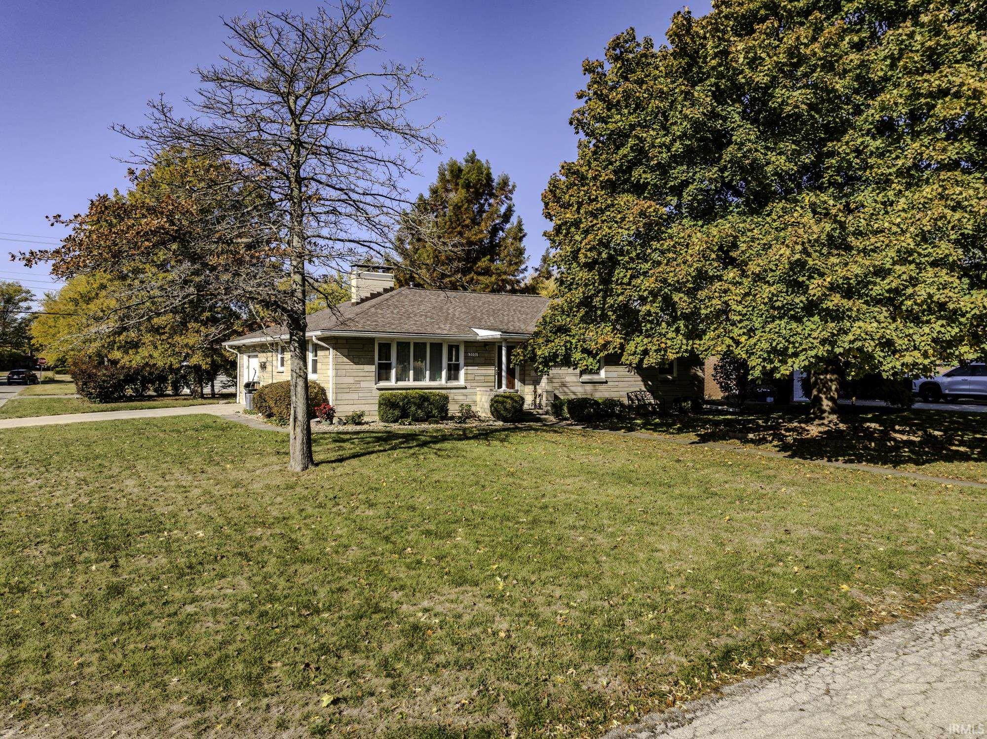 3501 N Lanewood Drive